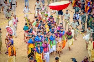 Odisha: Religious fervour grips holy city of Puri for Bahuda Yatra | Odisha: Religious fervour grips holy city of Puri for Bahuda Yatra Odisha: Religious fervour grips holy city of Puri for Bahuda Yatra | Odisha: Religious fervour grips holy city of Puri for Bahuda Yatra