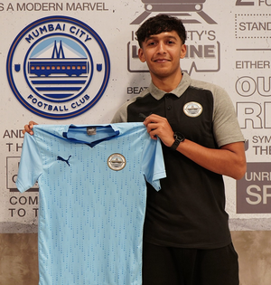 Hitesh Sharma joins Mumbai City FC on one-year loan from Odisha FC | Hitesh Sharma joins Mumbai City FC on one-year loan from Odisha FC Hitesh Sharma joins Mumbai City FC on one-year loan from Odisha FC | Hitesh Sharma joins Mumbai City FC on one-year loan from Odisha FC