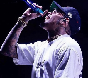 Chris Brown sued for $50 million over alleged backstage assault of 4 Texas concertgoers | Chris Brown sued for $50 million over alleged backstage assault of 4 Texas concertgoers Chris Brown sued for $50 million over alleged backstage assault of 4 Texas concertgoers | Chris Brown sued for $50 million over alleged backstage assault of 4 Texas concertgoers