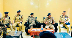 Ensure safety of Amarnath Yatra pilgrims: IGP Kashmir | Ensure safety of Amarnath Yatra pilgrims: IGP Kashmir Ensure safety of Amarnath Yatra pilgrims: IGP Kashmir | Ensure safety of Amarnath Yatra pilgrims: IGP Kashmir