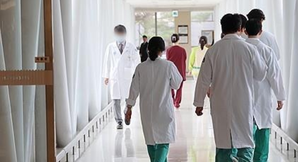 South Korea weighs legal measure as some professors move to boycott training of junior doctors | South Korea weighs legal measure as some professors move to boycott training of junior doctors South Korea weighs legal measure as some professors move to boycott training of junior doctors | South Korea weighs legal measure as some professors move to boycott training of junior doctors