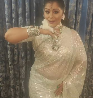 Sudhaa Chandran channels her inner Vyjayanthimala as she dances to ‘Udein Jab Jab Zulfen Teri’ | Sudhaa Chandran channels her inner Vyjayanthimala as she dances to ‘Udein Jab Jab Zulfen Teri’