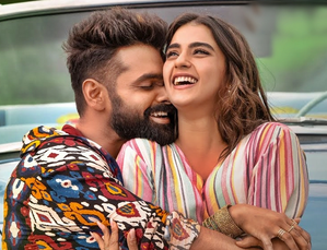 'Kya Lafda’ from ‘Double ISMART’ is perfect for monsoon long drives | 'Kya Lafda’ from ‘Double ISMART’ is perfect for monsoon long drives 'Kya Lafda’ from ‘Double ISMART’ is perfect for monsoon long drives | 'Kya Lafda’ from ‘Double ISMART’ is perfect for monsoon long drives