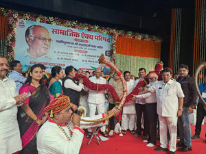 Sharad Pawar apprehends ‘Manipur-like’ situation in Maharashtra | Sharad Pawar apprehends ‘Manipur-like’ situation in Maharashtra Sharad Pawar apprehends ‘Manipur-like’ situation in Maharashtra | Sharad Pawar apprehends ‘Manipur-like’ situation in Maharashtra