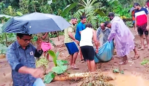 Wayanad landslides: 10 bodies found floating in Chaliyar River | Wayanad landslides: 10 bodies found floating in Chaliyar River Wayanad landslides: 10 bodies found floating in Chaliyar River | Wayanad landslides: 10 bodies found floating in Chaliyar River
