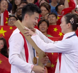 Paris Olympics: China's Zheng/Huang wins badminton mixed doubles gold | Paris Olympics: China's Zheng/Huang wins badminton mixed doubles gold Paris Olympics: China's Zheng/Huang wins badminton mixed doubles gold | Paris Olympics: China's Zheng/Huang wins badminton mixed doubles gold