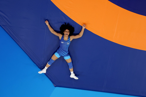 Paris Olympics: Vinesh advances to semifinals, beats Oksana 7-5 | Paris Olympics: Vinesh advances to semifinals, beats Oksana 7-5 Paris Olympics: Vinesh advances to semifinals, beats Oksana 7-5 | Paris Olympics: Vinesh advances to semifinals, beats Oksana 7-5