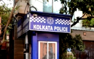 Kolkata Police caution netizens against sensitive posts on Bangladesh crisis | Kolkata Police caution netizens against sensitive posts on Bangladesh crisis Kolkata Police caution netizens against sensitive posts on Bangladesh crisis | Kolkata Police caution netizens against sensitive posts on Bangladesh crisis