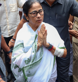 Mamata congratulates Yunus for taking over as head of Bangladesh interim govt | Mamata congratulates Yunus for taking over as head of Bangladesh interim govt Mamata congratulates Yunus for taking over as head of Bangladesh interim govt | Mamata congratulates Yunus for taking over as head of Bangladesh interim govt
