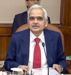 PM Modi congratulates RBI Guv for top global rating 2nd time in a row | PM Modi congratulates RBI Guv for top global rating 2nd time in a row PM Modi congratulates RBI Guv for top global rating 2nd time in a row | PM Modi congratulates RBI Guv for top global rating 2nd time in a row