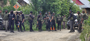 Two soldiers killed, two injured in Kishtwar encounter | Two soldiers killed, two injured in Kishtwar encounter Two soldiers killed, two injured in Kishtwar encounter | Two soldiers killed, two injured in Kishtwar encounter