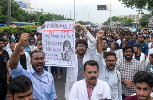 Resident Doctors' Associations to hold protest march against rape & murder of Kolkata trainee doctor in Delhi | Resident Doctors' Associations to hold protest march against rape & murder of Kolkata trainee doctor in Delhi Resident Doctors' Associations to hold protest march against rape & murder of Kolkata trainee doctor in Delhi | Resident Doctors' Associations to hold protest march against rape & murder of Kolkata trainee doctor in Delhi