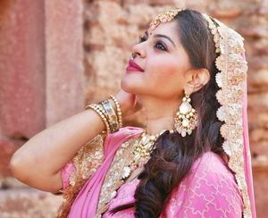 Sneha Wagh reveals inspiration behind music video 'Radha Raman Mero': 'While I was in Vrindavan...' | Sneha Wagh reveals inspiration behind music video 'Radha Raman Mero': 'While I was in Vrindavan...' Sneha Wagh reveals inspiration behind music video 'Radha Raman Mero': 'While I was in Vrindavan...' | Sneha Wagh reveals inspiration behind music video 'Radha Raman Mero': 'While I was in Vrindavan...'