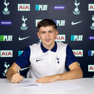Mikey Moore signs first professional contract with Tottenham Hotspur | Mikey Moore signs first professional contract with Tottenham Hotspur Mikey Moore signs first professional contract with Tottenham Hotspur | Mikey Moore signs first professional contract with Tottenham Hotspur