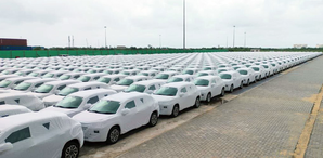 Car sales in India rise 3.9 pc to surpass 3.48 lakh units in April, exports up 20 pc | Car sales in India rise 3.9 pc to surpass 3.48 lakh units in April, exports up 20 pc Car sales in India rise 3.9 pc to surpass 3.48 lakh units in April, exports up 20 pc | Car sales in India rise 3.9 pc to surpass 3.48 lakh units in April, exports up 20 pc