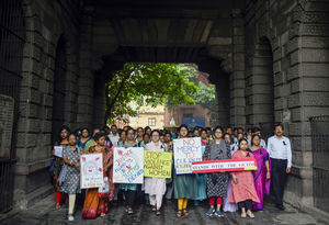RG Kar verdict: Tight security in Kolkata court; parents appeal to people not to end stir for justice | RG Kar verdict: Tight security in Kolkata court; parents appeal to people not to end stir for justice RG Kar verdict: Tight security in Kolkata court; parents appeal to people not to end stir for justice | RG Kar verdict: Tight security in Kolkata court; parents appeal to people not to end stir for justice