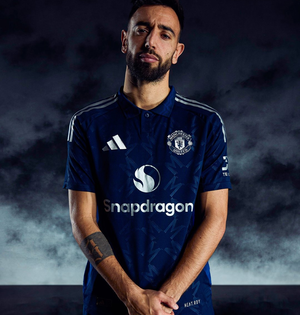 Captain Bruno signs contract extension with Manchester United until 2027 | Captain Bruno signs contract extension with Manchester United until 2027 Captain Bruno signs contract extension with Manchester United until 2027 | Captain Bruno signs contract extension with Manchester United until 2027