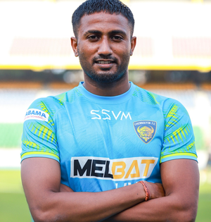 Chennaiyin FC sign Indian left-back Vignesh Dakshinamurthy on 4-year deal | Chennaiyin FC sign Indian left-back Vignesh Dakshinamurthy on 4-year deal