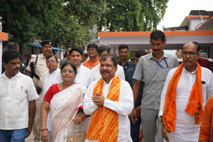 Bihar BJP Chief Dilip Jaiswal Bats for ‘One Nation, One Election’; Cites PM Modi's Independence Day Speech (Watch Video) | Bihar BJP Chief Dilip Jaiswal Bats for ‘One Nation, One Election’; Cites PM Modi's Independence Day Speech (Watch Video) Bihar BJP Chief Dilip Jaiswal Bats for ‘One Nation, One Election’; Cites PM Modi's Independence Day Speech (Watch Video) | Bihar BJP Chief Dilip Jaiswal Bats for ‘One Nation, One Election’; Cites PM Modi's Independence Day Speech (Watch Video)