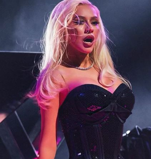 Christina Aguilera: I’m not here to be a programmed robot | Christina Aguilera: I’m not here to be a programmed robot