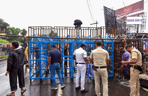 Nabanna turned into virtual fortress over ‘March to state secretariat’ rally by job-losing teachers | Nabanna turned into virtual fortress over ‘March to state secretariat’ rally by job-losing teachers Nabanna turned into virtual fortress over ‘March to state secretariat’ rally by job-losing teachers | Nabanna turned into virtual fortress over ‘March to state secretariat’ rally by job-losing teachers
