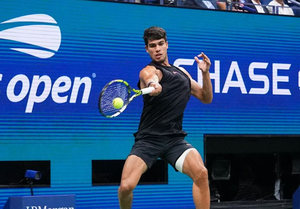 US Open: Alcaraz moves to second round with win over Li Tu | US Open: Alcaraz moves to second round with win over Li Tu