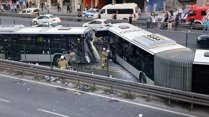 1 killed, 38 injured after 2 Metrobuses collide in Istanbul | 1 killed, 38 injured after 2 Metrobuses collide in Istanbul 1 killed, 38 injured after 2 Metrobuses collide in Istanbul | 1 killed, 38 injured after 2 Metrobuses collide in Istanbul