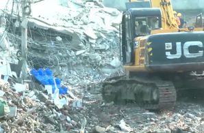 Lucknow building collapse: PM Modi announces Rs 2 lakh each for kin of deceased | Lucknow building collapse: PM Modi announces Rs 2 lakh each for kin of deceased Lucknow building collapse: PM Modi announces Rs 2 lakh each for kin of deceased | Lucknow building collapse: PM Modi announces Rs 2 lakh each for kin of deceased