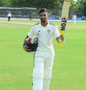 Duleep Trophy: Target was to stay in front of wicket as long as I could, says Easwaran | Duleep Trophy: Target was to stay in front of wicket as long as I could, says Easwaran