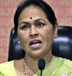 Banned PFI now operating as SDPI: Union Minister on K'taka violence | Banned PFI now operating as SDPI: Union Minister on K'taka violence Banned PFI now operating as SDPI: Union Minister on K'taka violence | Banned PFI now operating as SDPI: Union Minister on K'taka violence
