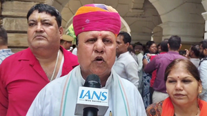 Threats to LoP Rahul: Congress workers stage protest in Ajmer | Threats to LoP Rahul: Congress workers stage protest in Ajmer Threats to LoP Rahul: Congress workers stage protest in Ajmer | Threats to LoP Rahul: Congress workers stage protest in Ajmer