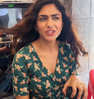 Mrunal Thakur auditions for 'Manjulika's character | Mrunal Thakur auditions for 'Manjulika's character Mrunal Thakur auditions for 'Manjulika's character | Mrunal Thakur auditions for 'Manjulika's character