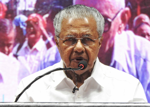 Kerala Govt gives Rs 10 lakh, job to son of woman who died in medical college building collapse | Kerala Govt gives Rs 10 lakh, job to son of woman who died in medical college building collapse