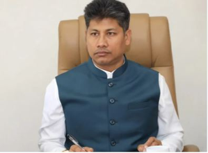 Assam Minister demands apology from Cong's Priyank Kharge | Assam Minister demands apology from Cong's Priyank Kharge