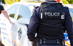 Australian police seize 41 kg of cocaine found in containers at Sydney port | Australian police seize 41 kg of cocaine found in containers at Sydney port Australian police seize 41 kg of cocaine found in containers at Sydney port | Australian police seize 41 kg of cocaine found in containers at Sydney port