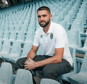 Italian defender Marco Curto given 10-match ban by FIFA for racist abuse of Wolves striker | Italian defender Marco Curto given 10-match ban by FIFA for racist abuse of Wolves striker