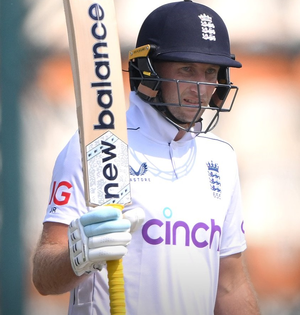 Root surpasses Alastair Cook to become England's leading Test run-getter | Root surpasses Alastair Cook to become England's leading Test run-getter Root surpasses Alastair Cook to become England's leading Test run-getter | Root surpasses Alastair Cook to become England's leading Test run-getter
