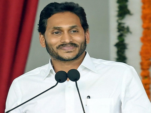 Jagan urges YSRCP cadres to have strong presence on social media | Jagan urges YSRCP cadres to have strong presence on social media Jagan urges YSRCP cadres to have strong presence on social media | Jagan urges YSRCP cadres to have strong presence on social media