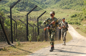 Naga outfits in Manipur oppose India-Myanmar border fencing | Naga outfits in Manipur oppose India-Myanmar border fencing Naga outfits in Manipur oppose India-Myanmar border fencing | Naga outfits in Manipur oppose India-Myanmar border fencing