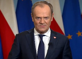 Polish PM Tusk urges for EU unity as Europe faces tariff threats from US | Polish PM Tusk urges for EU unity as Europe faces tariff threats from US Polish PM Tusk urges for EU unity as Europe faces tariff threats from US | Polish PM Tusk urges for EU unity as Europe faces tariff threats from US