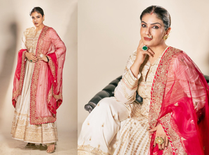 Raveena Tandon celebrates Karva Chauth with special wish for hubby Anil in Sanskrit | Raveena Tandon celebrates Karva Chauth with special wish for hubby Anil in Sanskrit Raveena Tandon celebrates Karva Chauth with special wish for hubby Anil in Sanskrit | Raveena Tandon celebrates Karva Chauth with special wish for hubby Anil in Sanskrit