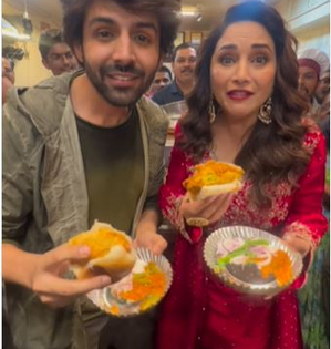 Kartik Aaryan enjoys 'Vada paav date' with Madhuri Dixit | Kartik Aaryan enjoys 'Vada paav date' with Madhuri Dixit