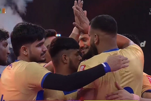 PKL Season 11: Narender Kandola stars as Tamil Thalaivas decimate Gujarat Giants 44-25 | PKL Season 11: Narender Kandola stars as Tamil Thalaivas decimate Gujarat Giants 44-25 PKL Season 11: Narender Kandola stars as Tamil Thalaivas decimate Gujarat Giants 44-25 | PKL Season 11: Narender Kandola stars as Tamil Thalaivas decimate Gujarat Giants 44-25