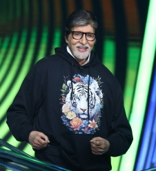 Amitabh Bachchan dreams of boarding an Aircraft carrier | Amitabh Bachchan dreams of boarding an Aircraft carrier Amitabh Bachchan dreams of boarding an Aircraft carrier | Amitabh Bachchan dreams of boarding an Aircraft carrier