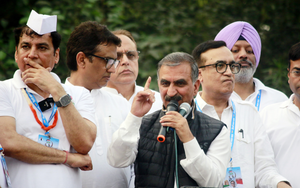 Congress launches 'Delhi Nyay Yatra' to expose AAP govt's failure | Congress launches 'Delhi Nyay Yatra' to expose AAP govt's failure Congress launches 'Delhi Nyay Yatra' to expose AAP govt's failure | Congress launches 'Delhi Nyay Yatra' to expose AAP govt's failure