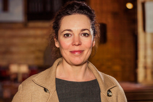 Olivia Colman says she’s too emotional for social media, likes to keep it private | Olivia Colman says she’s too emotional for social media, likes to keep it private Olivia Colman says she’s too emotional for social media, likes to keep it private | Olivia Colman says she’s too emotional for social media, likes to keep it private