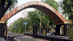 MP: Time limit for female students at Barkatullah University sparks controversy | MP: Time limit for female students at Barkatullah University sparks controversy