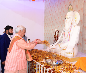 Unity of hearts & minds essential for peace & progress, says J&K Lt Governor | Unity of hearts & minds essential for peace & progress, says J&K Lt Governor Unity of hearts & minds essential for peace & progress, says J&K Lt Governor | Unity of hearts & minds essential for peace & progress, says J&K Lt Governor