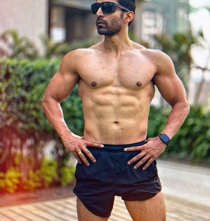 Gurmeet Choudhary lost 10 kilos for his ‘Yeh Kaali Kaali Ankhein’ look | Gurmeet Choudhary lost 10 kilos for his ‘Yeh Kaali Kaali Ankhein’ look Gurmeet Choudhary lost 10 kilos for his ‘Yeh Kaali Kaali Ankhein’ look | Gurmeet Choudhary lost 10 kilos for his ‘Yeh Kaali Kaali Ankhein’ look