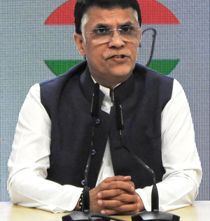 Cong expresses concern over attacks on minorities in Bangladesh, urges Centre to intervene | Cong expresses concern over attacks on minorities in Bangladesh, urges Centre to intervene Cong expresses concern over attacks on minorities in Bangladesh, urges Centre to intervene | Cong expresses concern over attacks on minorities in Bangladesh, urges Centre to intervene